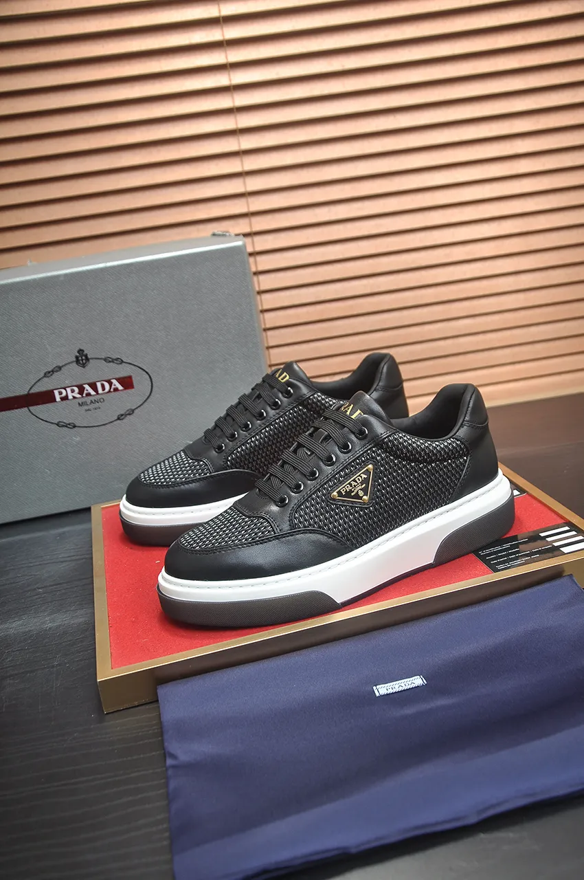 Men's shoes 💰580💶【PRADA】Top original, new season, high quality original goods, top imported calfskin with original imported glue, imported cowhide inside with original cowhide feet, original outsole! Quality guaranteed! Code 38-45 (45 customized)